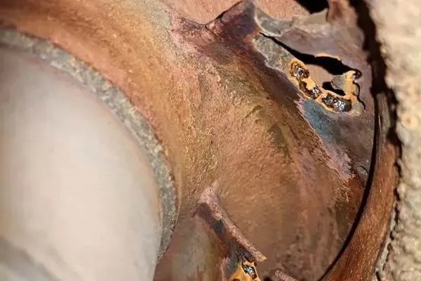 触目惊心的气蚀孔：破坏力远超你的想象！